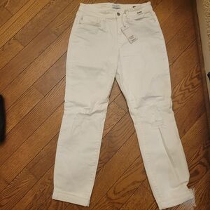 NWT Judy Blue White Jeans